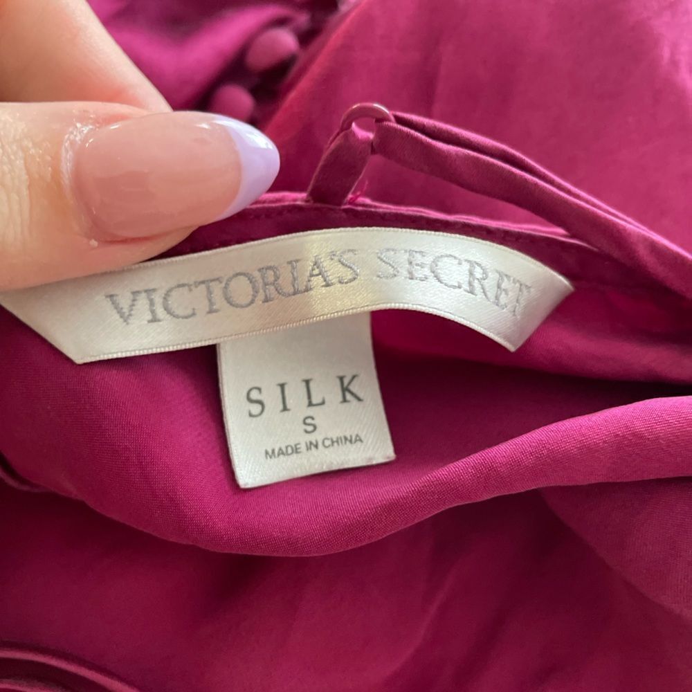 Vintage Y2K Victoria’s Secret Silk mini slip dress sz small berry‎ buttoned back - Picture 3 of 5